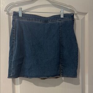 American Eagle Women’s High Rise Denim Jean Mini Skirt Size 4 Long